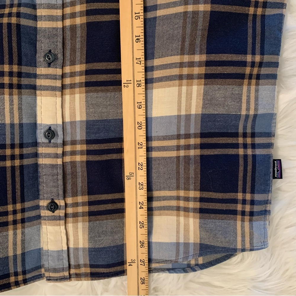 Patagonia Men’s Fjord Plaid Organic Cotton Lightweight Medium Work Shirt 54020 - Picture 6 of 14
